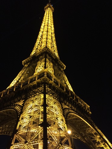 Torre Eiffel, París www.weareinfinite.blog